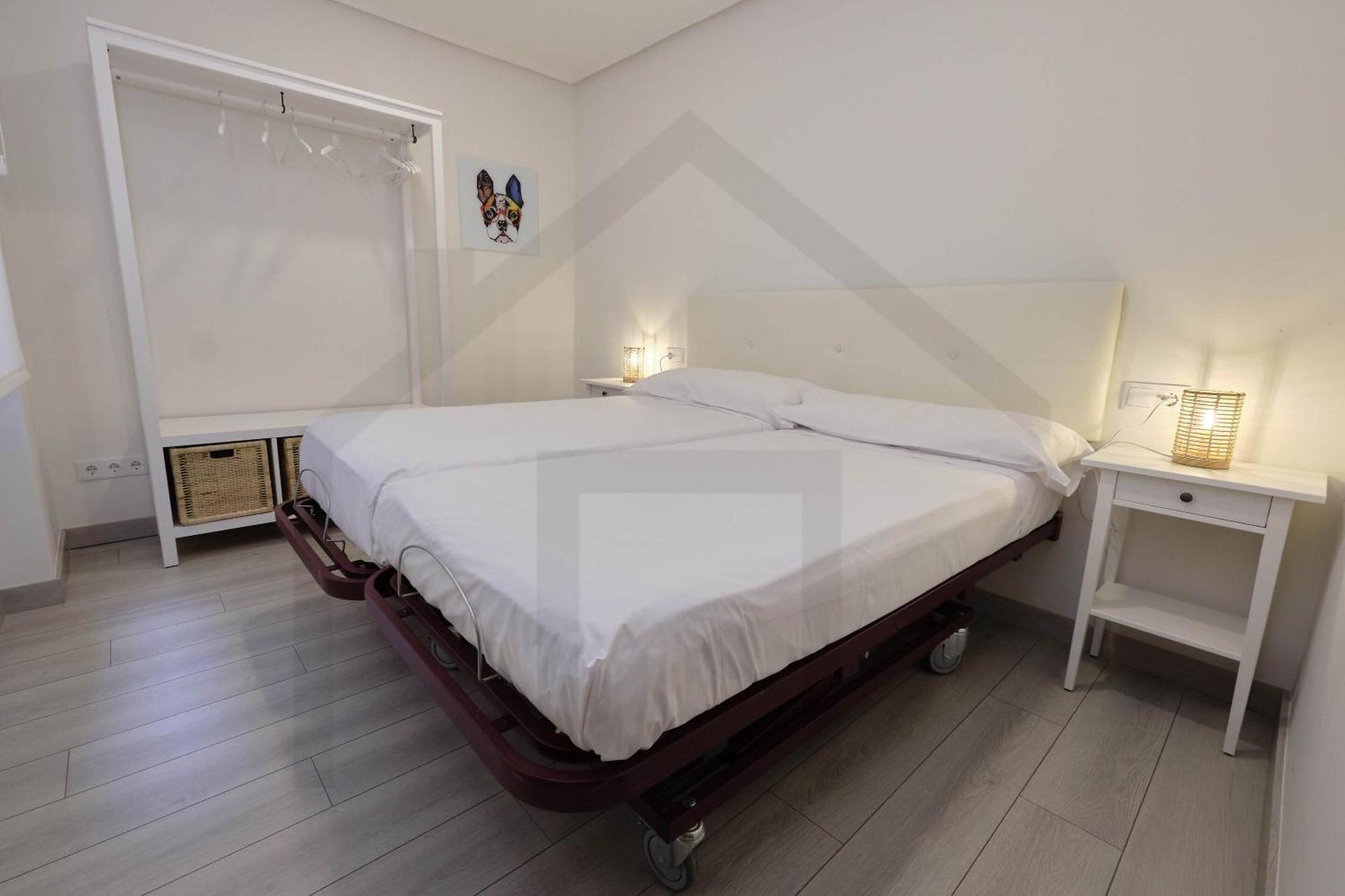 Atico Quintana I - Con Terraza, Vistas A La Ciudad, En El Centro, Con Wifi Y Garaje Apartment Oviedo Ngoại thất bức ảnh